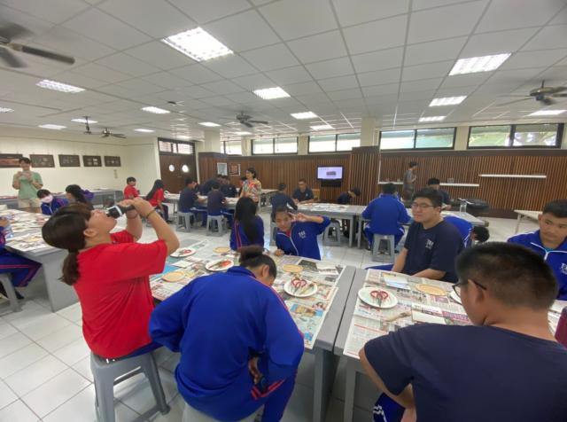 https://www.smjh.hlc.edu.tw/uploads/tadgallery/2021_04_14/1200_20200620璞石畫體驗_200712_0.jpg 