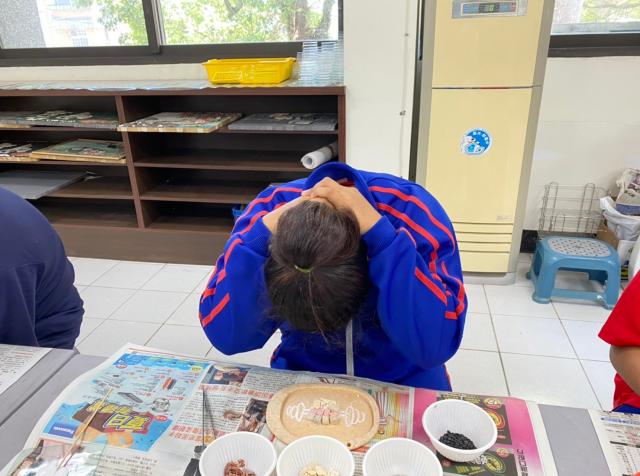 https://www.smjh.hlc.edu.tw/uploads/tadgallery/2021_04_14/1242_20200620璞石畫體驗_200712_42.jpg 