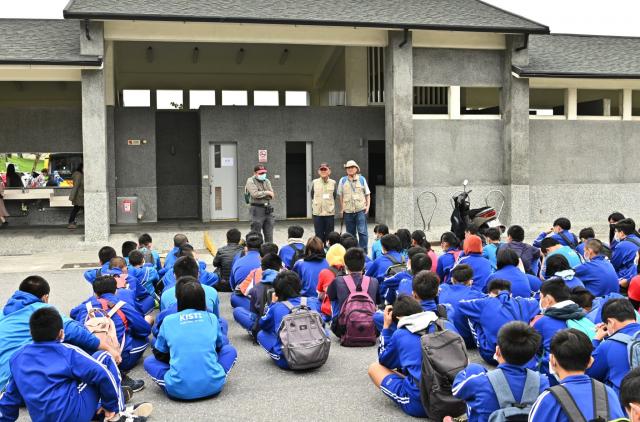 https://www.smjh.hlc.edu.tw/uploads/tadgallery/2021_04_14/1462_20201209校外教學_210413_2.jpg 