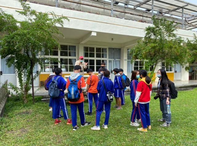 https://www.smjh.hlc.edu.tw/uploads/tadgallery/2021_04_14/1520_20201211八年級高中職參訪_210202_16.jpg 