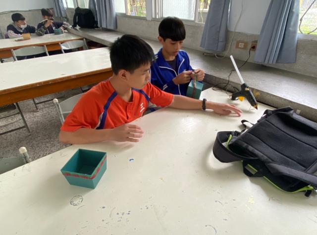 https://www.smjh.hlc.edu.tw/uploads/tadgallery/2021_04_14/1560_20201211八年級高中職參訪_210202_56.jpg 