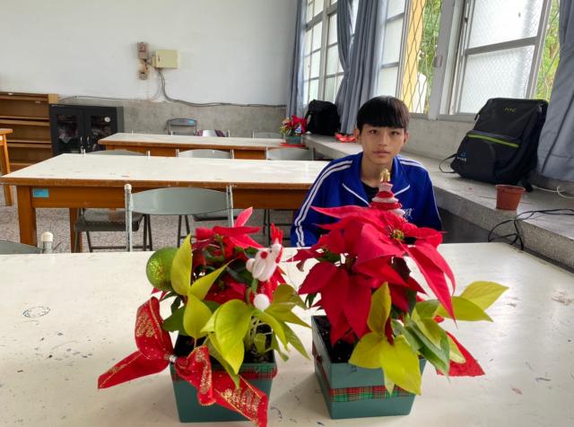 https://www.smjh.hlc.edu.tw/uploads/tadgallery/2021_04_14/1608_20201211八年級高中職參訪_210202_104.jpg 