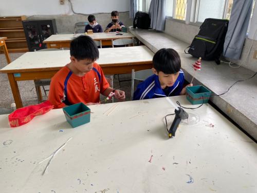 20201211八年級高中職參訪_210202_84.jpg